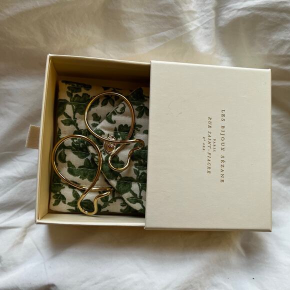 Sezane Tessa Earrings - Gold - ear cuff - Picture 5 of 8